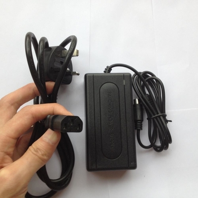 CE 인증 데스크톱 AC DC 전원 어댑터 입압 AC 100-240V 50/60HZ