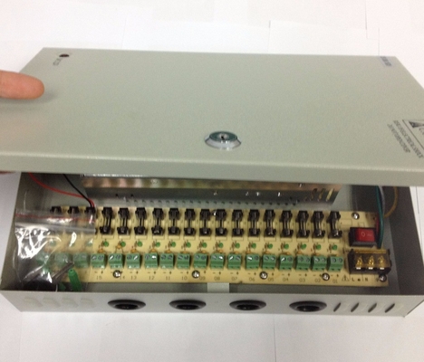보호 단회전 과압 과압 12V 30A CCTV 전원 공급 상자