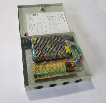 CCTV 전원 공급 상자 9CH 12V 5A DC 출력 60W 효율 90% 출력 주파수 50/60Hz