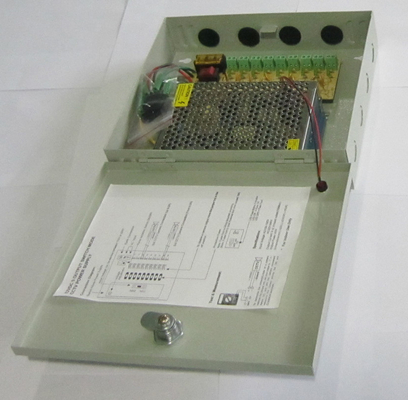 CCTV 전원 공급 상자 9CH 12V 5A DC 출력 60W 효율 90% 출력 주파수 50/60Hz