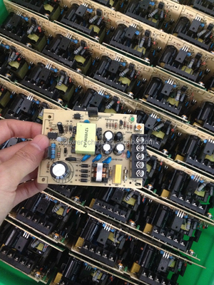 12V 3A 출력 전류 Bald 36W AC DC LED 스트립 및 모니터 스위칭 전원 공급