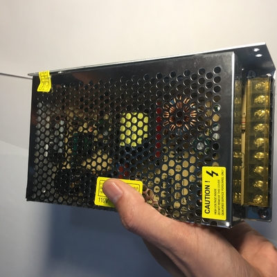 좋은 PCB 10a 20a 30a 출력 전압 24V의 LED CCTV에 대한 전원 공급 장치 출력 유형 단일