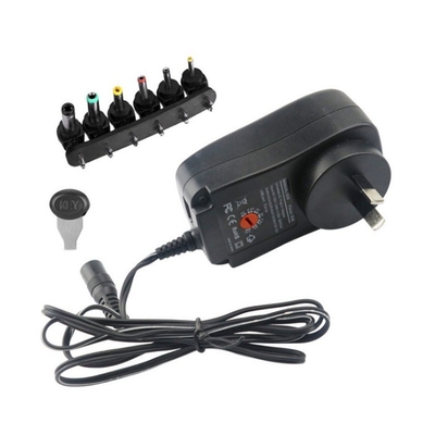DC 출력 30W 유니버설 전원 공급 어댑터 100-240V AC 3V-12V 조정 가능한 여러 팁