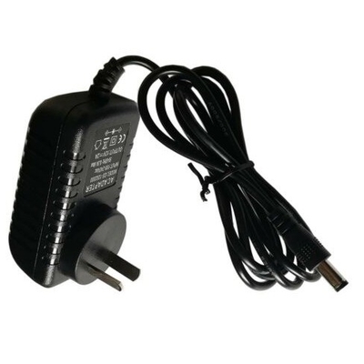 경쟁 8W DC 출력형 전원 어댑터 AC100-240V 입력에서 C 전력을 위해