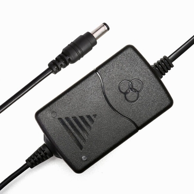 18W AC DC 전원 어댑터 12V 1.5A 출력 및 5.5 * 2.1/2.5 DC 커넥터'편의성