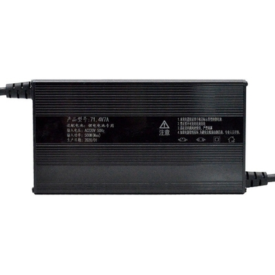 110V/220V 전기 오토바일 급 충전기 리?? 이온 배터리 13s 14s 15s 16s 17s 20s