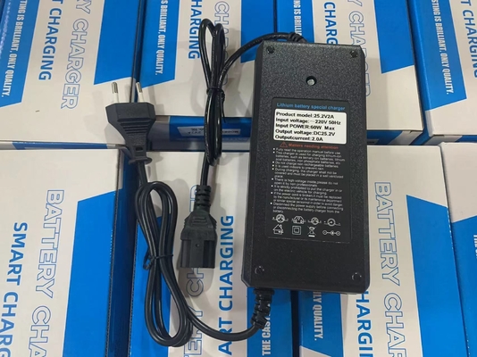 C-Power 리?? 배터리용 강력하고 편리한 25.2V 2A 어댑터 배터리 충전기